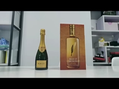 scatola di vino triangolare