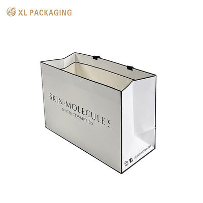 comprare Logo personalizzato Borsa di carta cosmetica di lusso con cartone bianco da 350 grammi, laminazione opaca e maniglie di cotone fabbricazione online