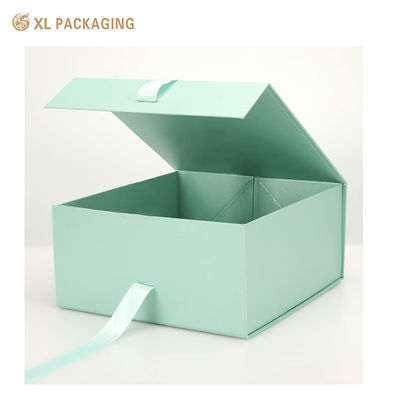 comprare Scatola regalo a chiusura magnetica pieghevole personalizzata con costruzione in cartone grigio durevole e dimensioni personalizzabili fabbricazione online