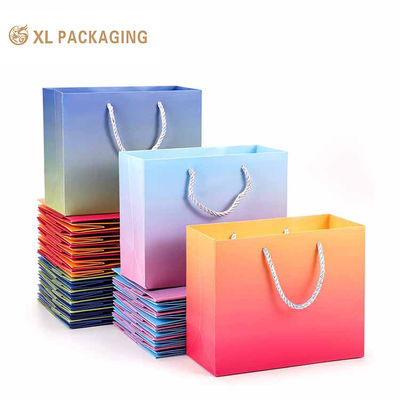 acquistare Lussureggiante stampa colorata regalo borsa di carta con logo per abbigliamento gioielli vino fabbricazione online