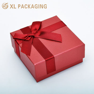 comprare Scatola Regalo Gioielli con Fiocco Rosso Personalizzato, Scatola Rigida a 2 Pezzi con Coperchio e Base con Inserto in Schiuma Nera per Anello Orecchino fabbricazione online