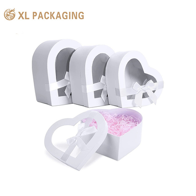 comprare Cartoncino bianco rosso rosa a forma di cuore Cartone di carta a forma di fiore Gioielleria Scatola di imballaggio regalo di cioccolato con finestra trasparente online manufacture