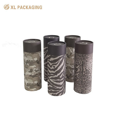 Scatola a tubo in cartone kraft personalizzata da 1,5 mm con carta kraft bianca da 120 g/m² e stampa 4C con motivo animale