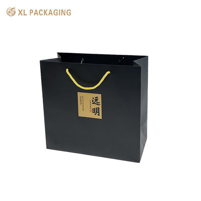Borsa Nera Personalizzata in Carta per Abbigliamento e Confezionamento Vino