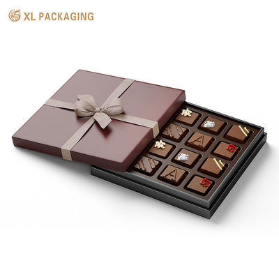 Disegno personalizzato Scatola di carta al cioccolato per Halloween Imballaggio per catering con nastro