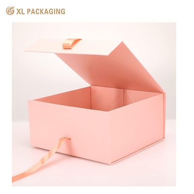 Scatola di imballaggio in carta rigida pieghevole rosa con chiusura magnetica per prodotti per la cura della pelle e regali di lusso