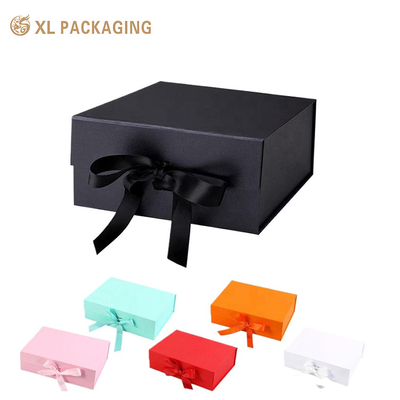 Luxury Foldable Magnetic Closure Cartoni di carta pieghevoli, Cartoni regalo in rilievo con nastro Eco-friendly e personalizzabili