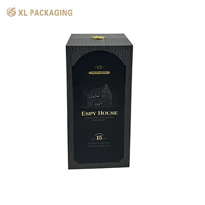 Scatola regalo per whisky a cerniera personalizzata con laminazione a tocco morbido, timbro in foglio d'oro e inserto EVA personalizzato per imballaggi di liquori