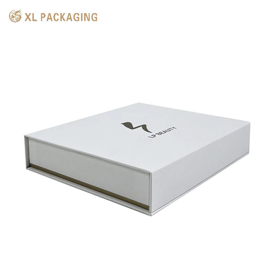 Scatola di carta a magnete bianco Logo di foglio d'oro Scatola regalo a chiusura magnetica Imballaggio Scatola per la cura della pelle con inserto EVA